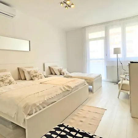 Eliza Apartman Veszprém Exterior foto
